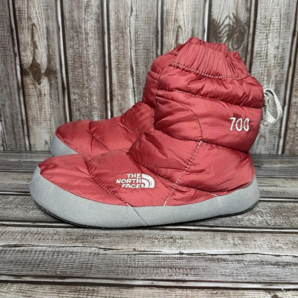 The North Face Tent Booties Slippers 700 Down Womens XS (5.5-7)